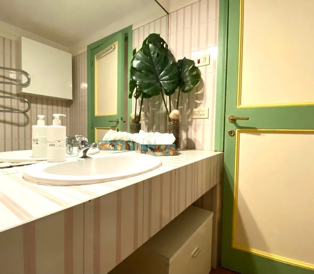 Pantheon Ancient Rome Apartment 0*,