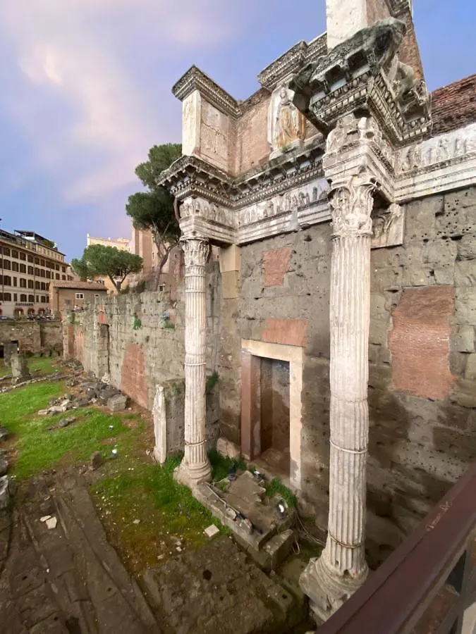 Pantheon Ancient Rome Apartment 0*,  Italy
